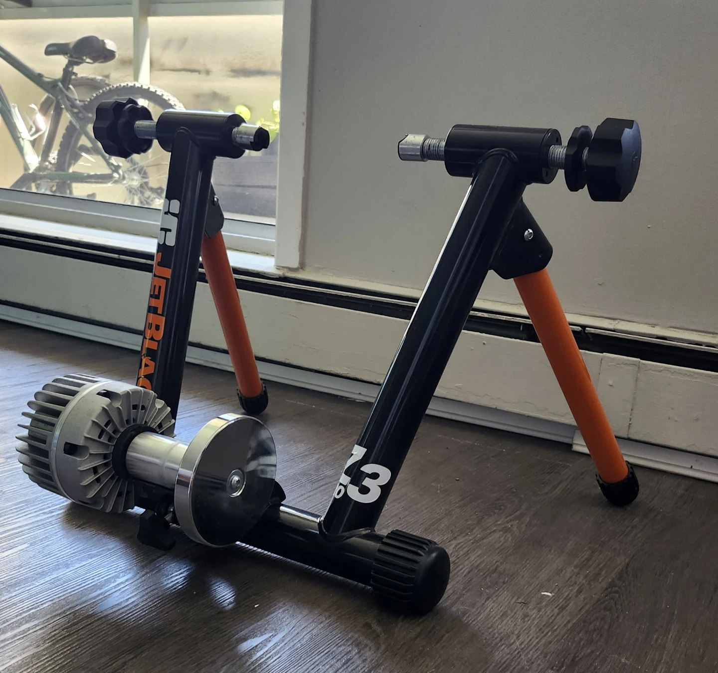 JETBLACK Z3 PRO Indoor Bike Trainer - photo 3
