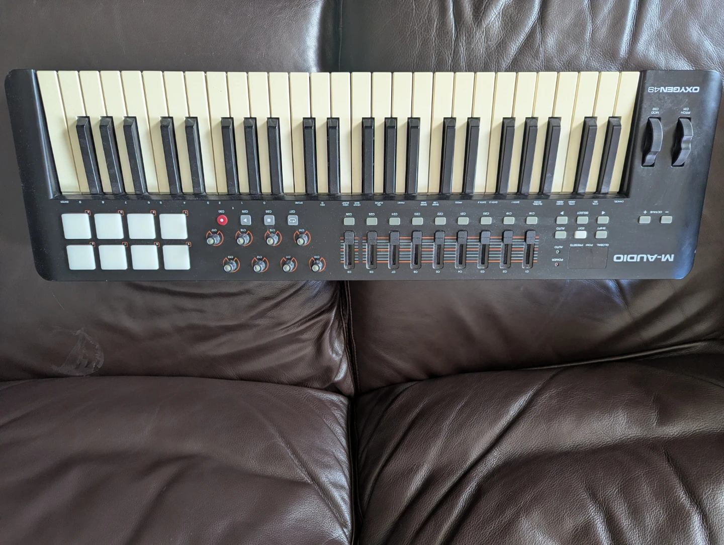 M-Audio Oxygen 49 MIDI Keyboard Controller - photo 3