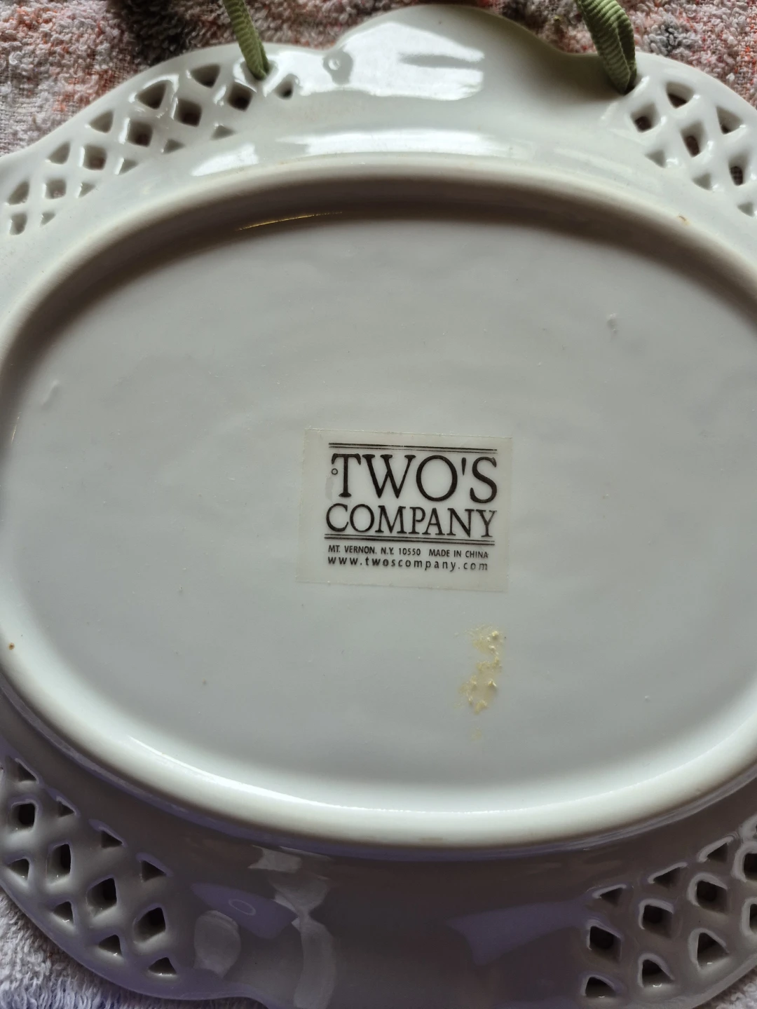 White Two's Company decorative dish - photo 2