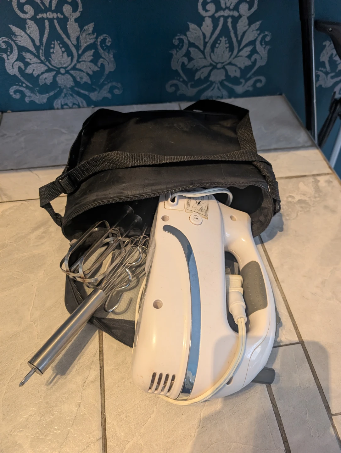 Kitchenware and household items moving sale