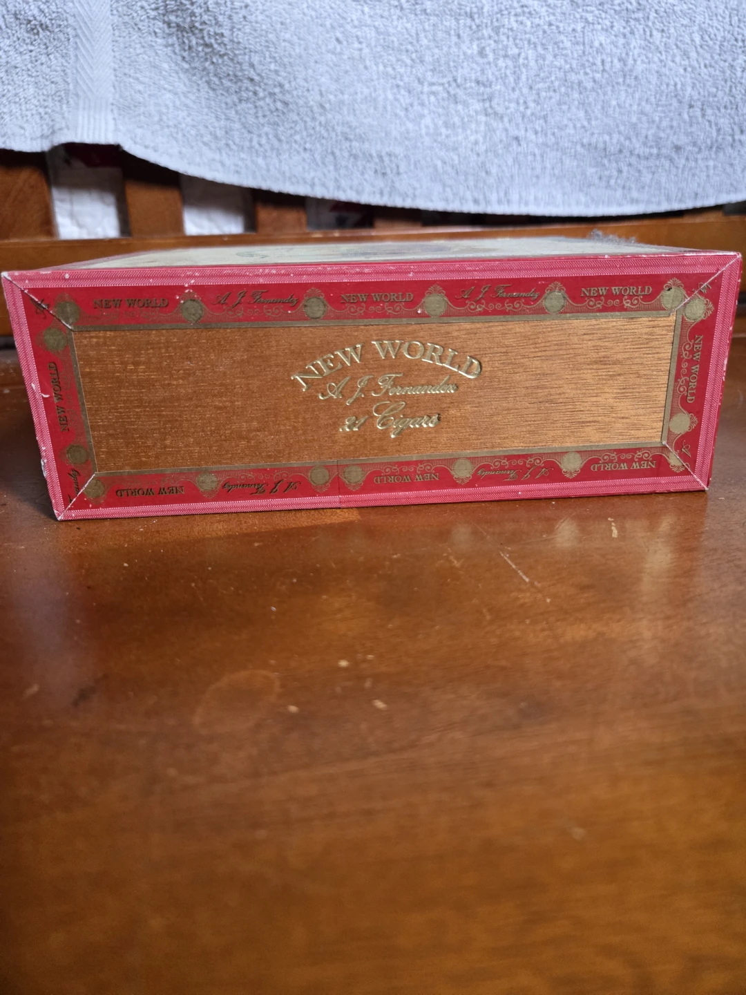 A. J. Fernandez New World Cigar Box - photo 3