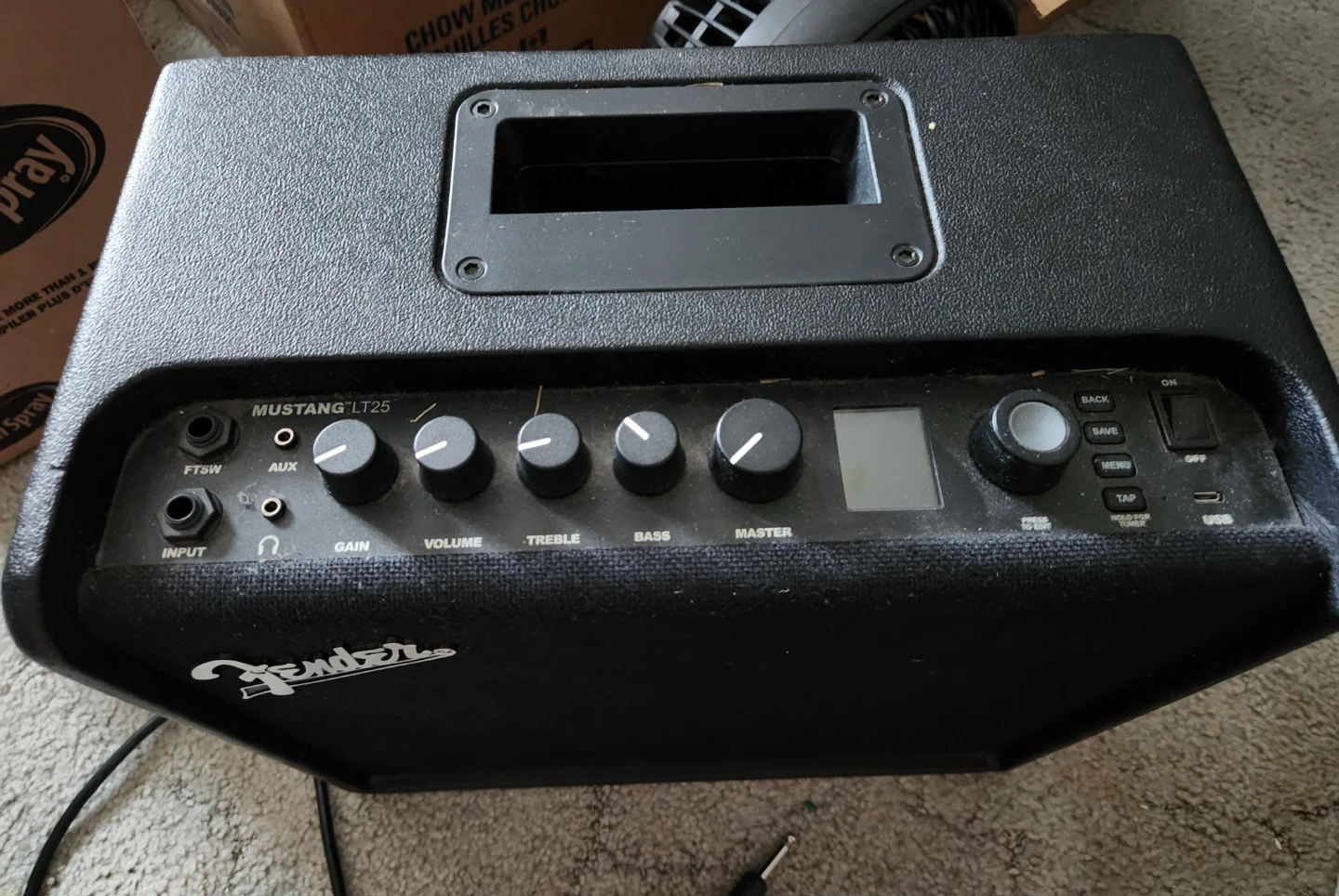 Fender Mustang LT25 Guitar Amplifier - photo 2