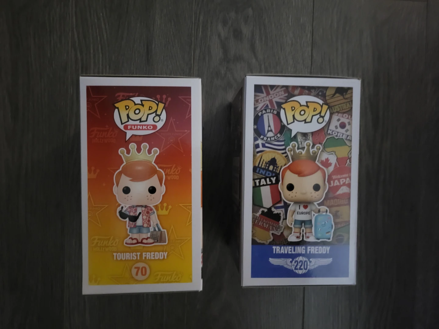 Funko Pop! Tourist Freddy #70 & Traveling Freddy #220 - photo 4
