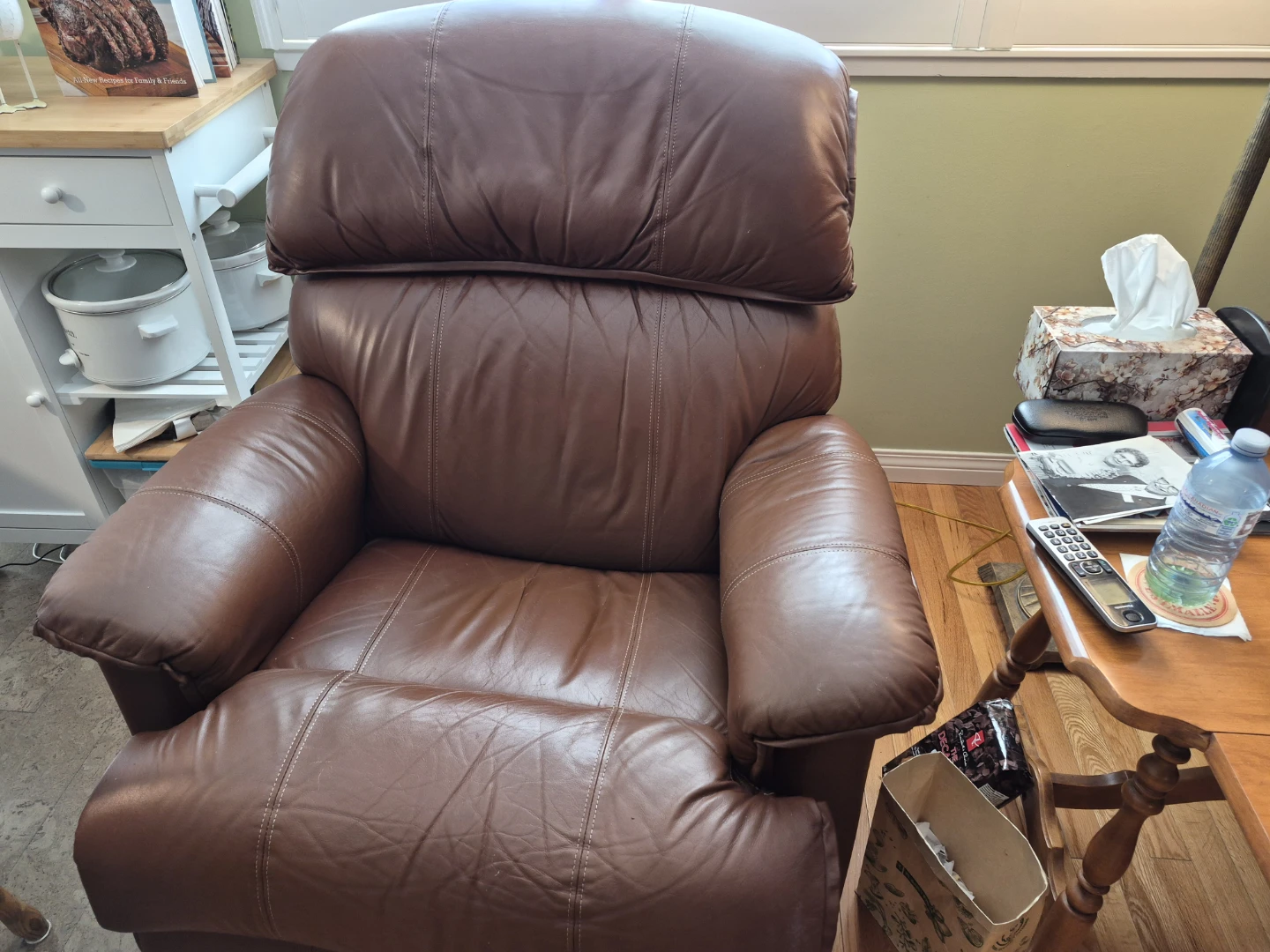 Brown Leather Recliner Chairs - photo 4