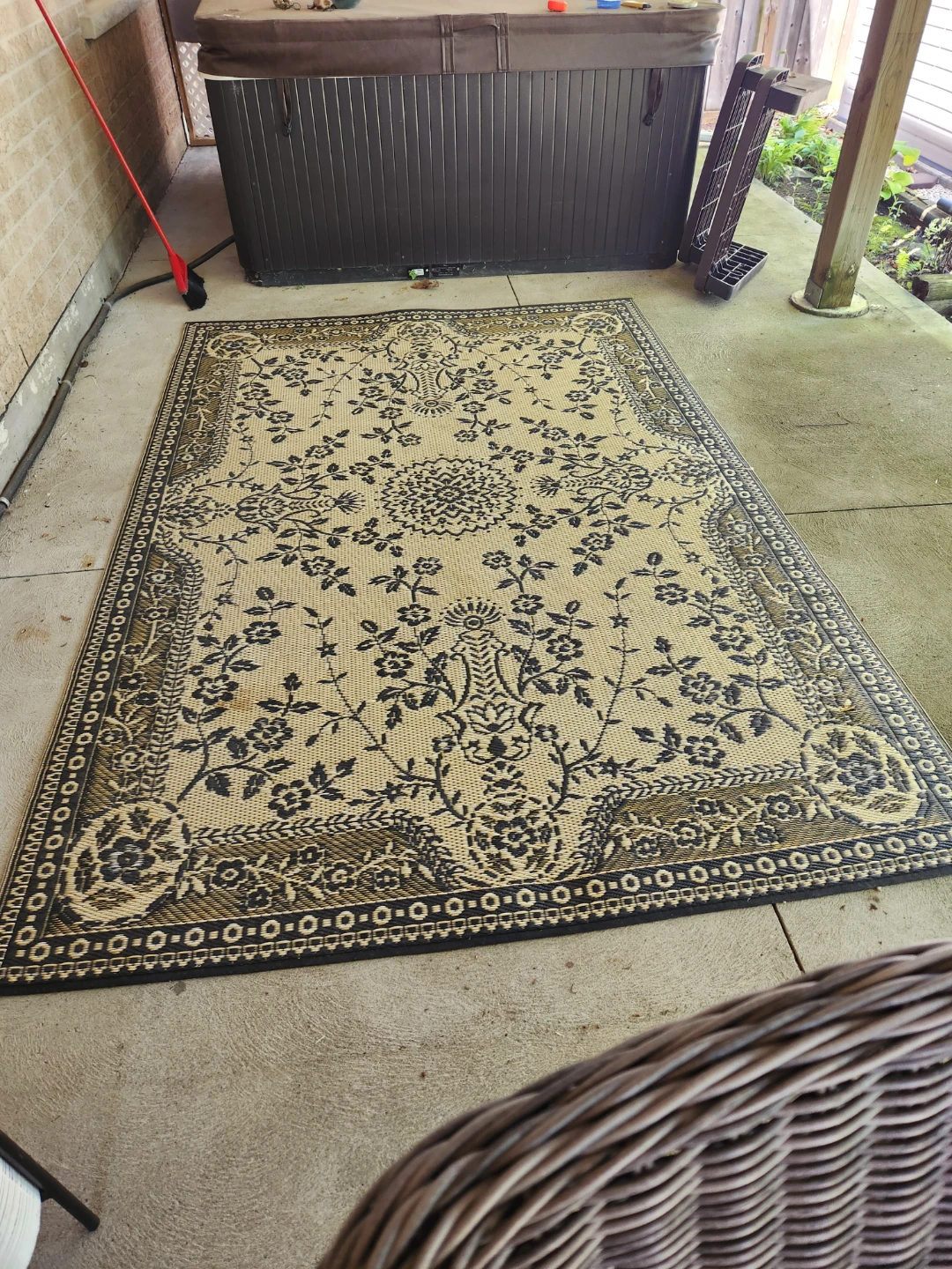 Decorative Outdoor Rug