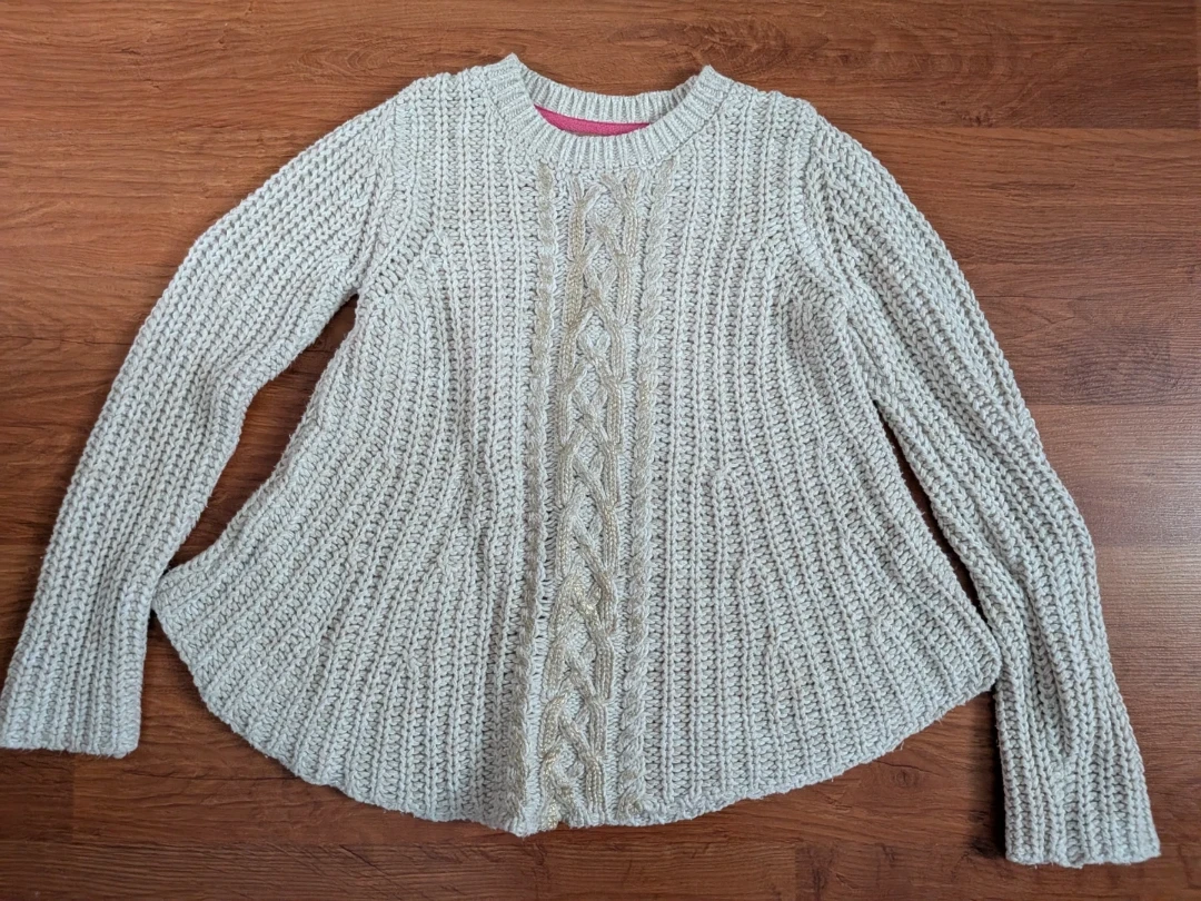 Kaisely Sweater - Kids Size S (7-8) ⚽