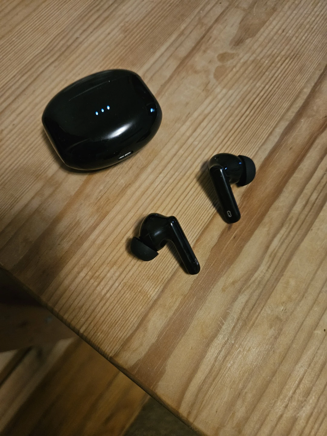 Bluetooth Earbuds