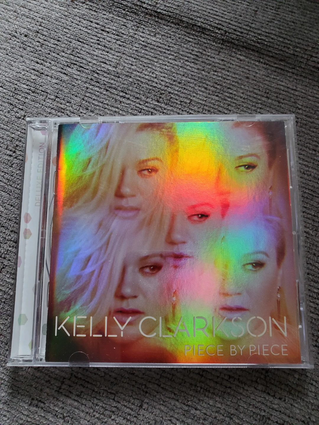 Kelly Clarkson Piece By Piece Deluxe Edition ⚽ CD