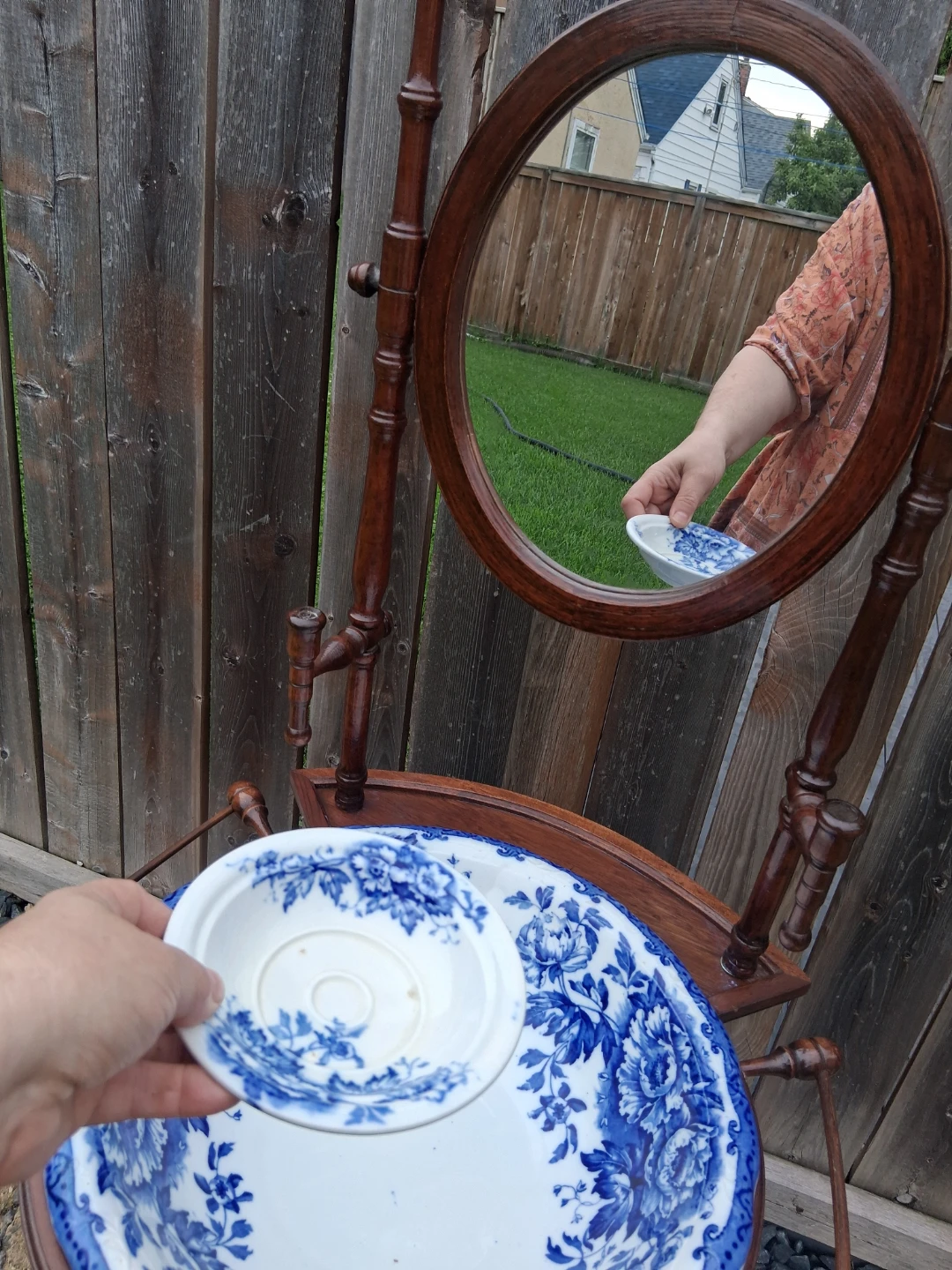 Antique Wash Stand with Mirror and Ceramic Basin - photo 5