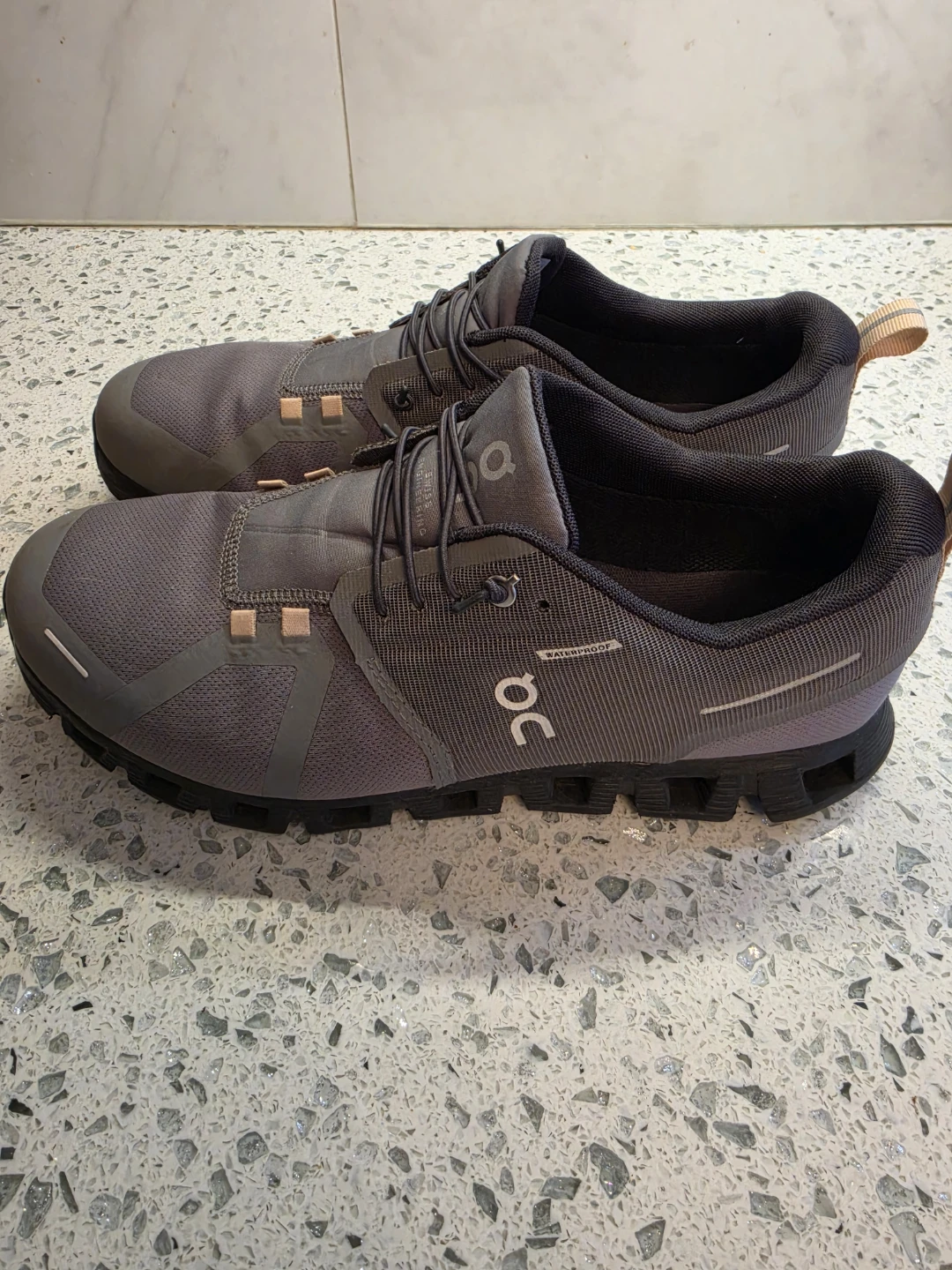 On Cloud Waterproof Running Shoes - photo 3