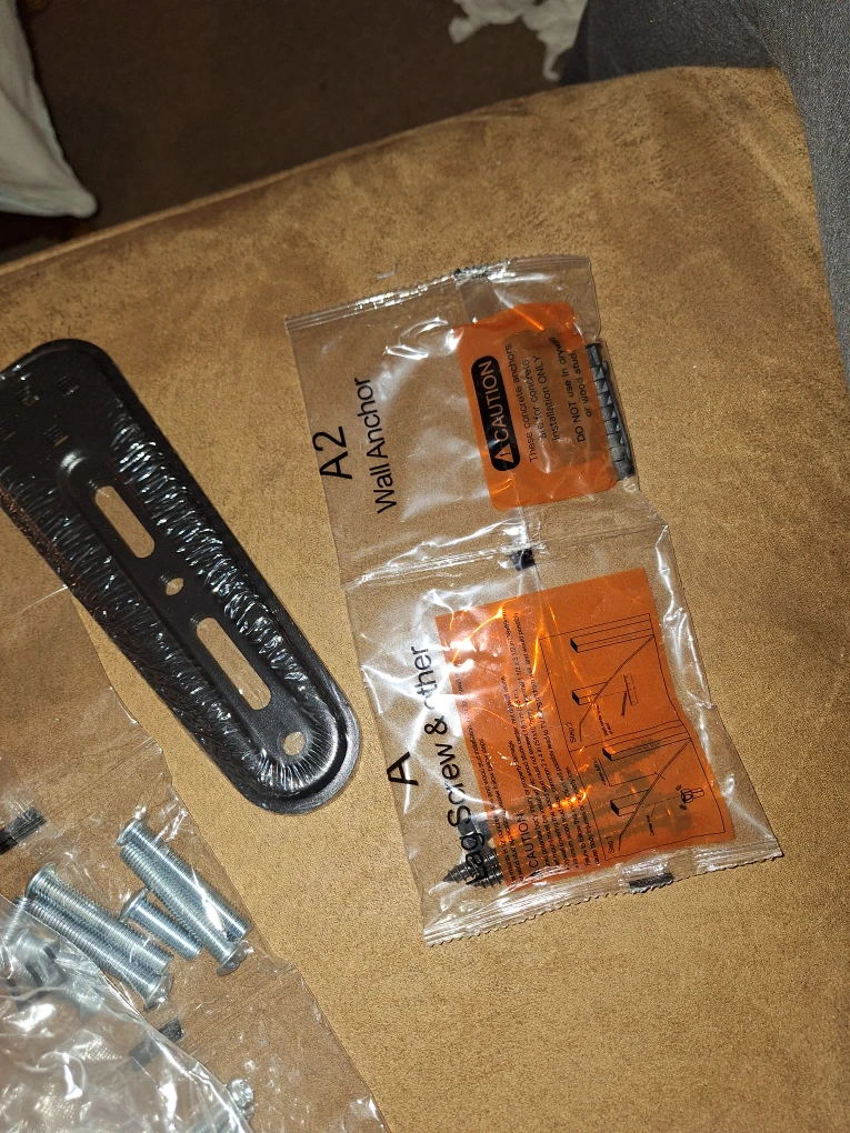 Extra pieces from a tv wall mount - photo 4