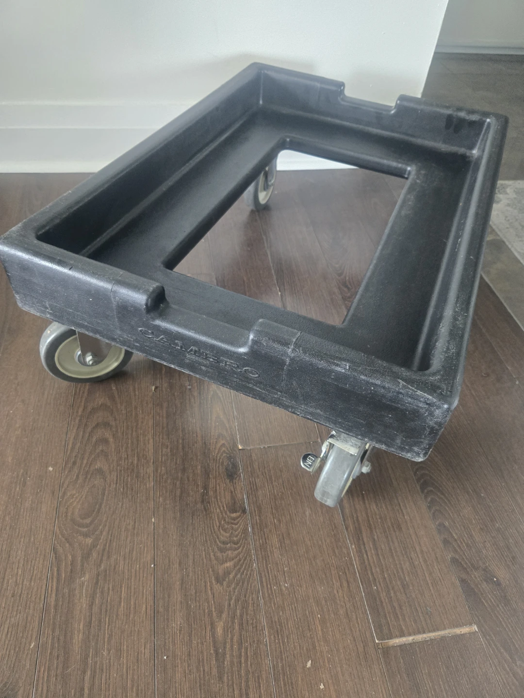 CAMBRO Black Dolly with 4 Wheels
