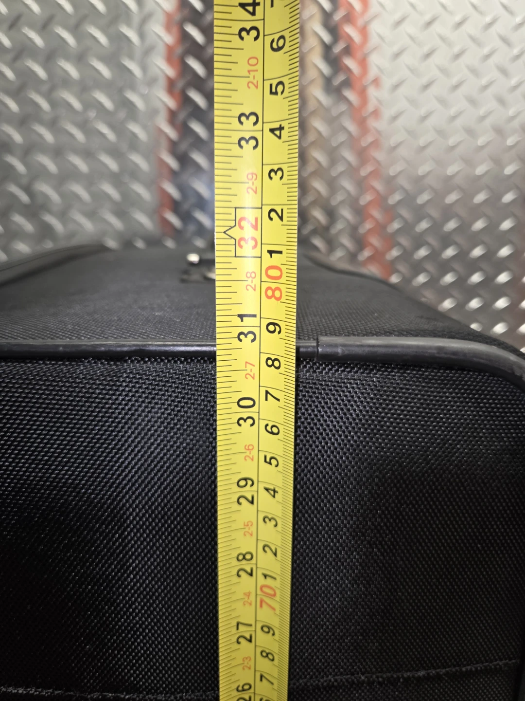 Samsonite Black Softside Spinner Luggage Checked Bag - photo 3