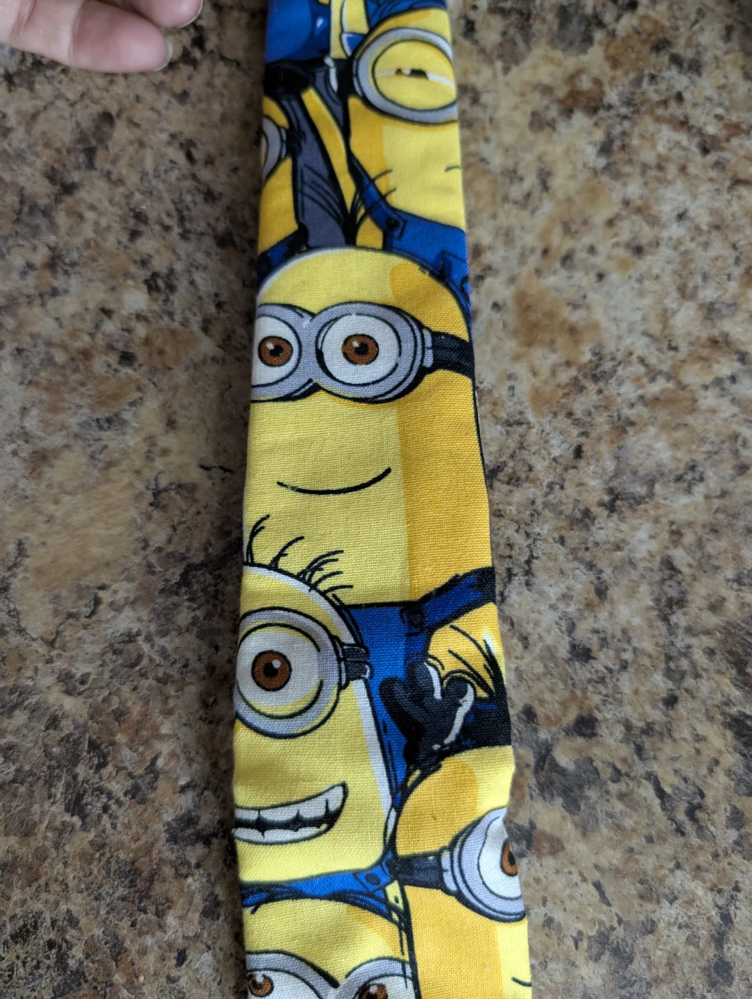 Minions Character Tie - Yellow/Blue - photo 3