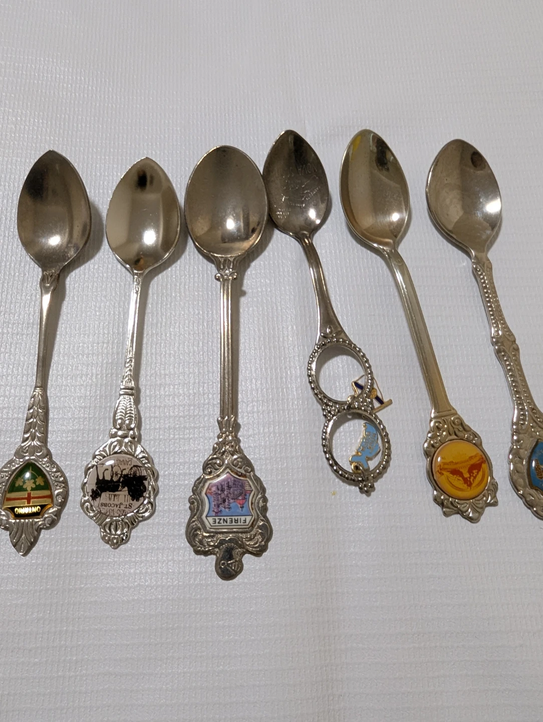 Set of 6 souvenir teaspoons