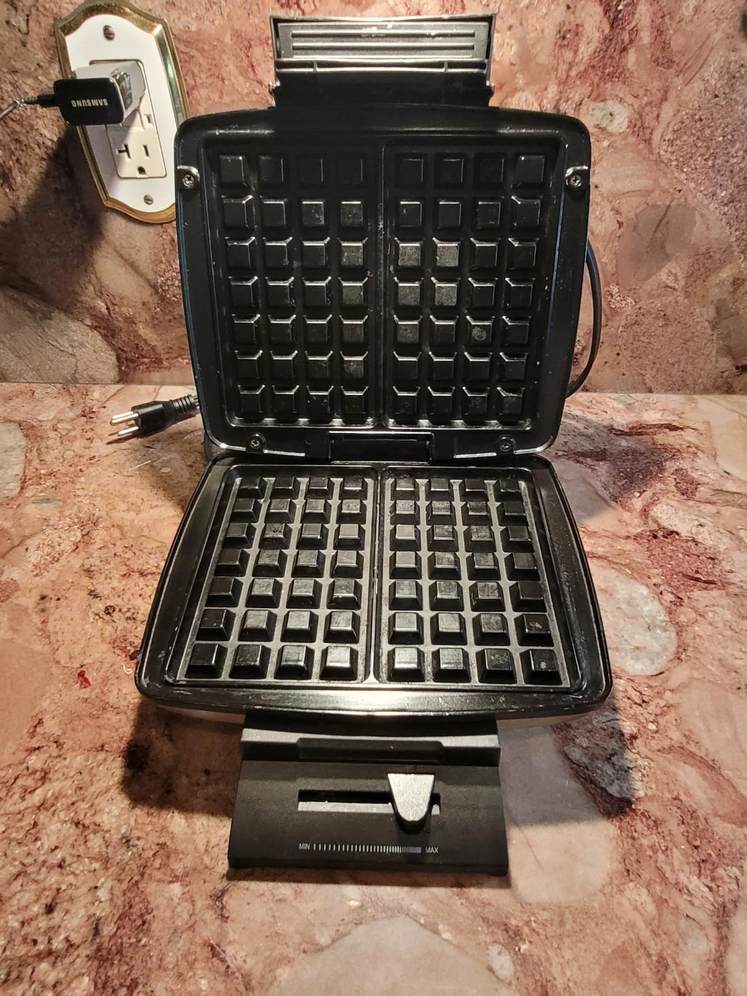 RCR Waffle Maker - photo 3