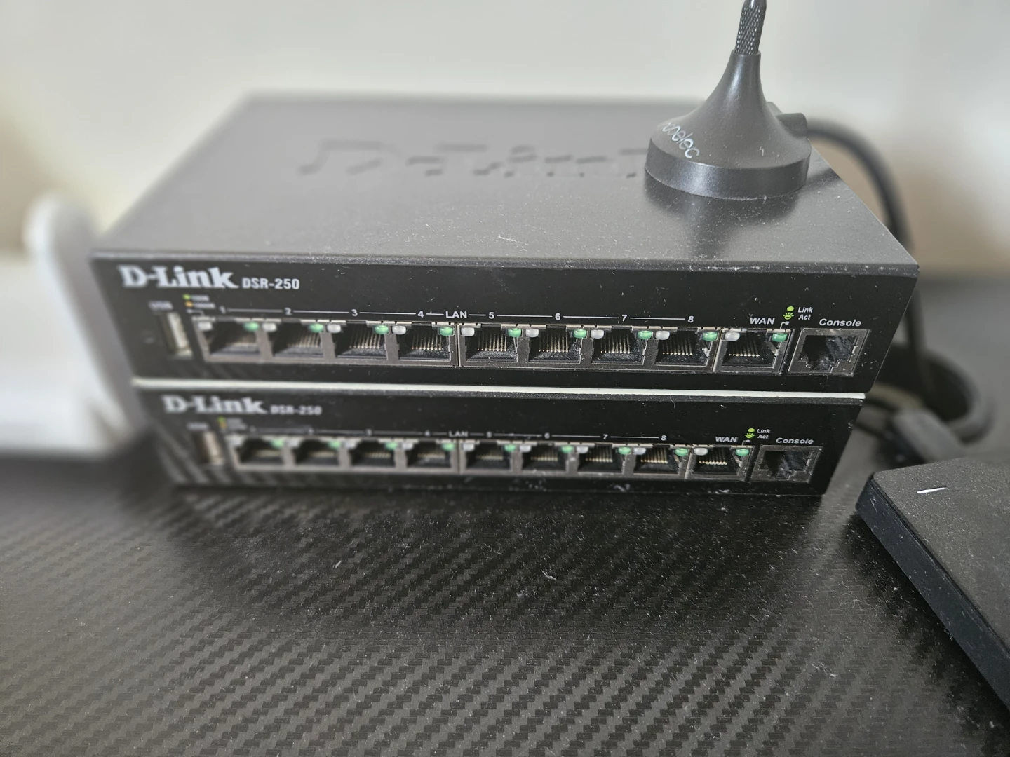 D-Link DSR-250 Wireless VPN Router