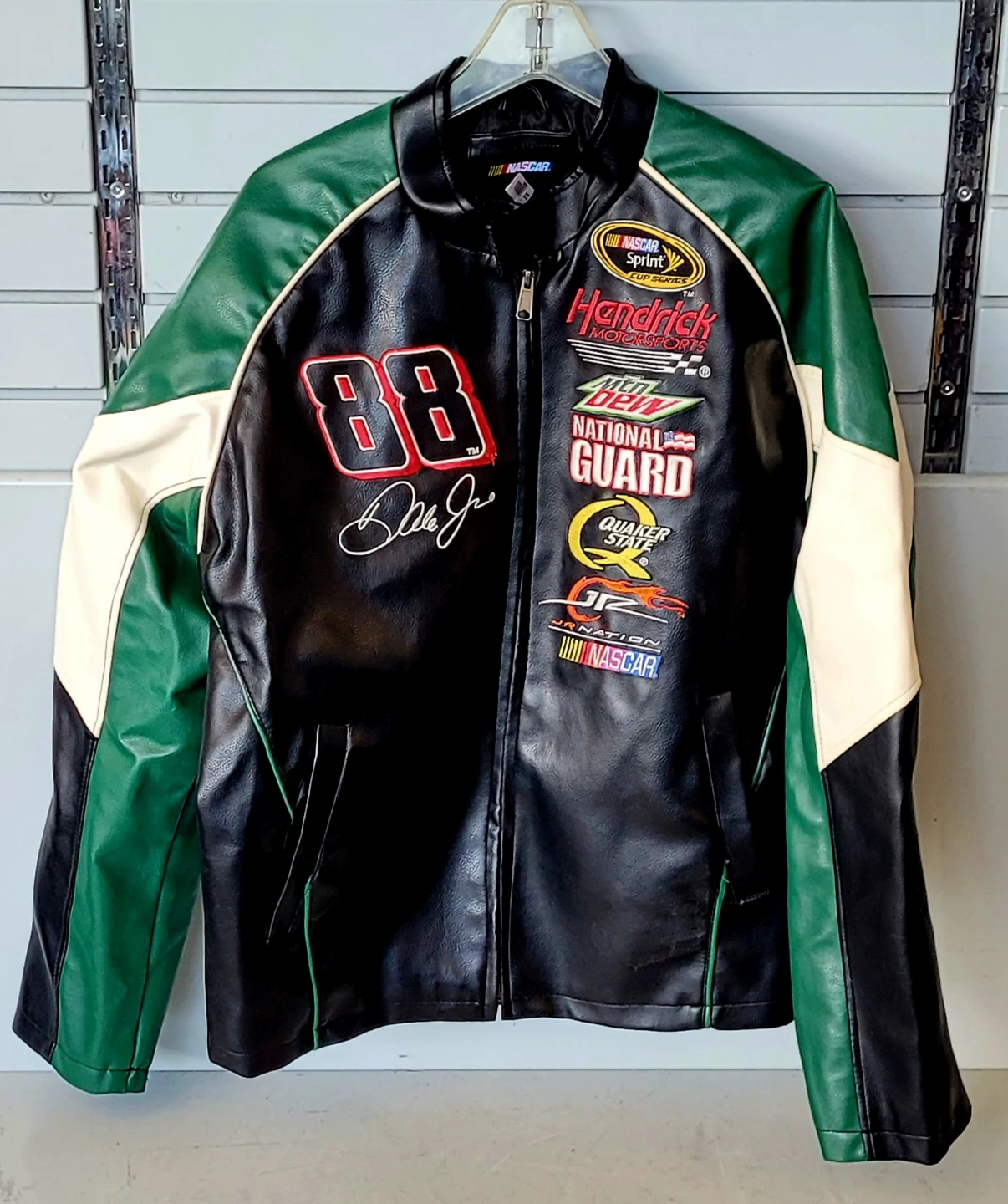 XL Dale Earnhardt Jr Nascar Jacket (32582209)