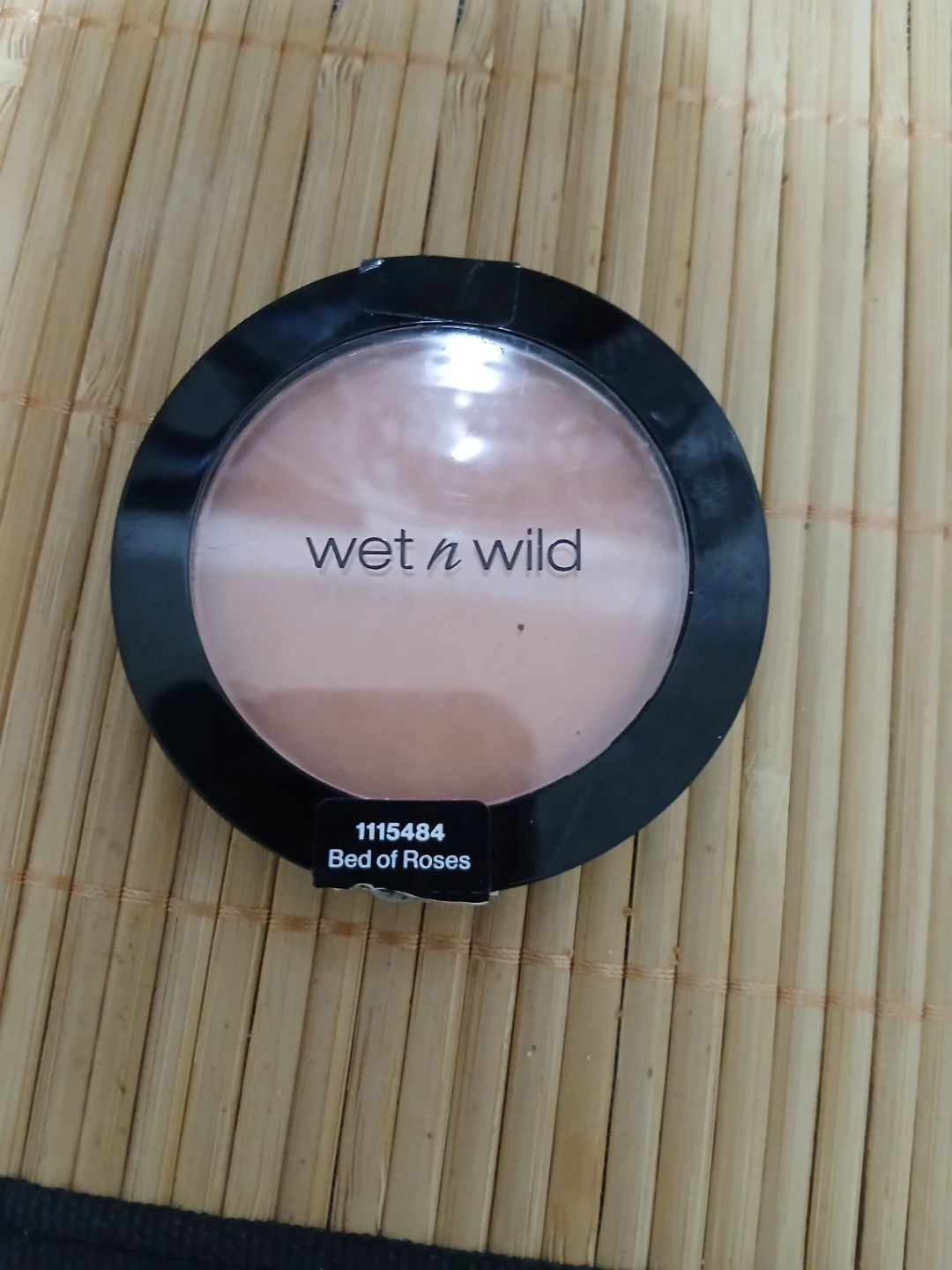 Wet 'n Wild "Bed of Roses" Pressed Powder⚽