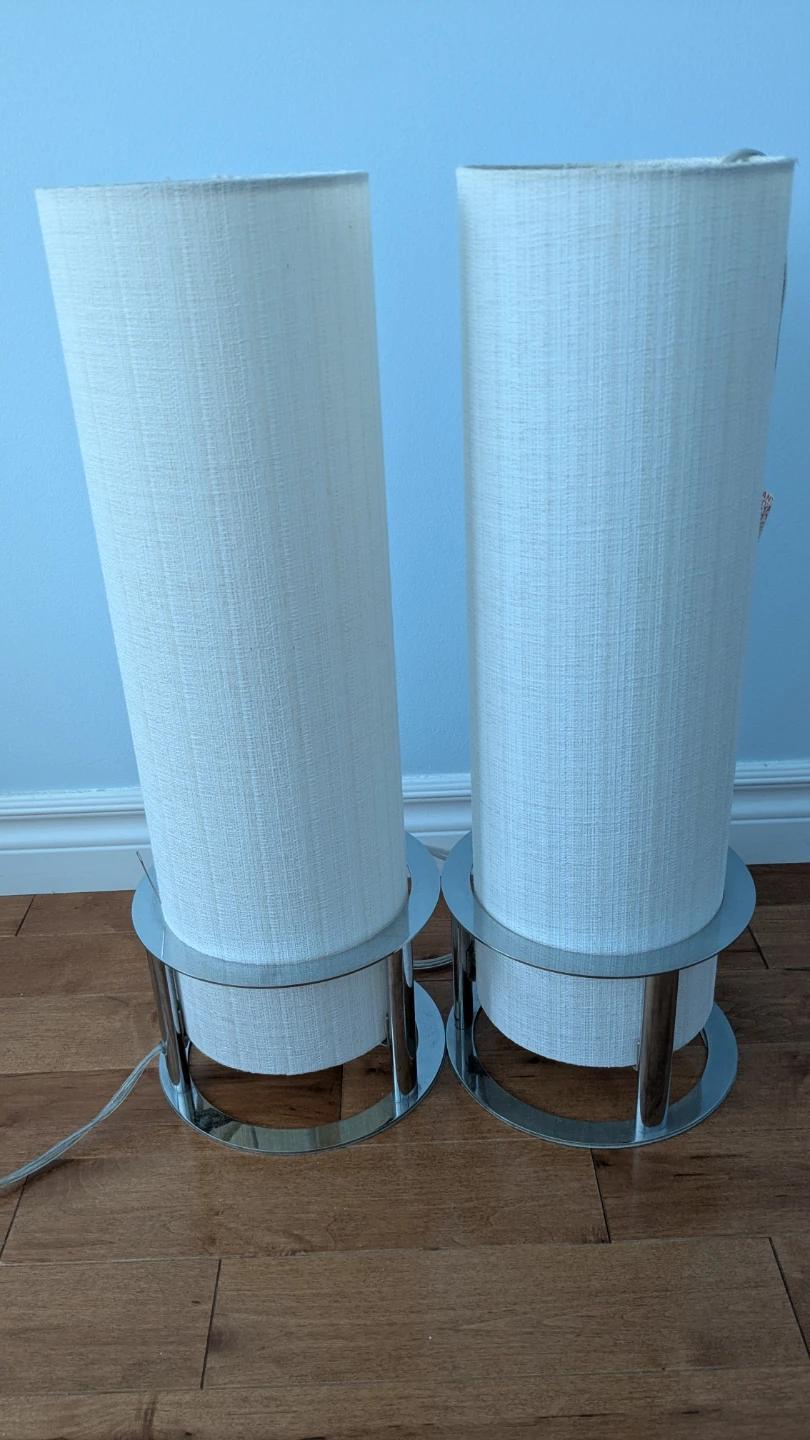 Pair of White Cylinder Table Lamps - photo 2