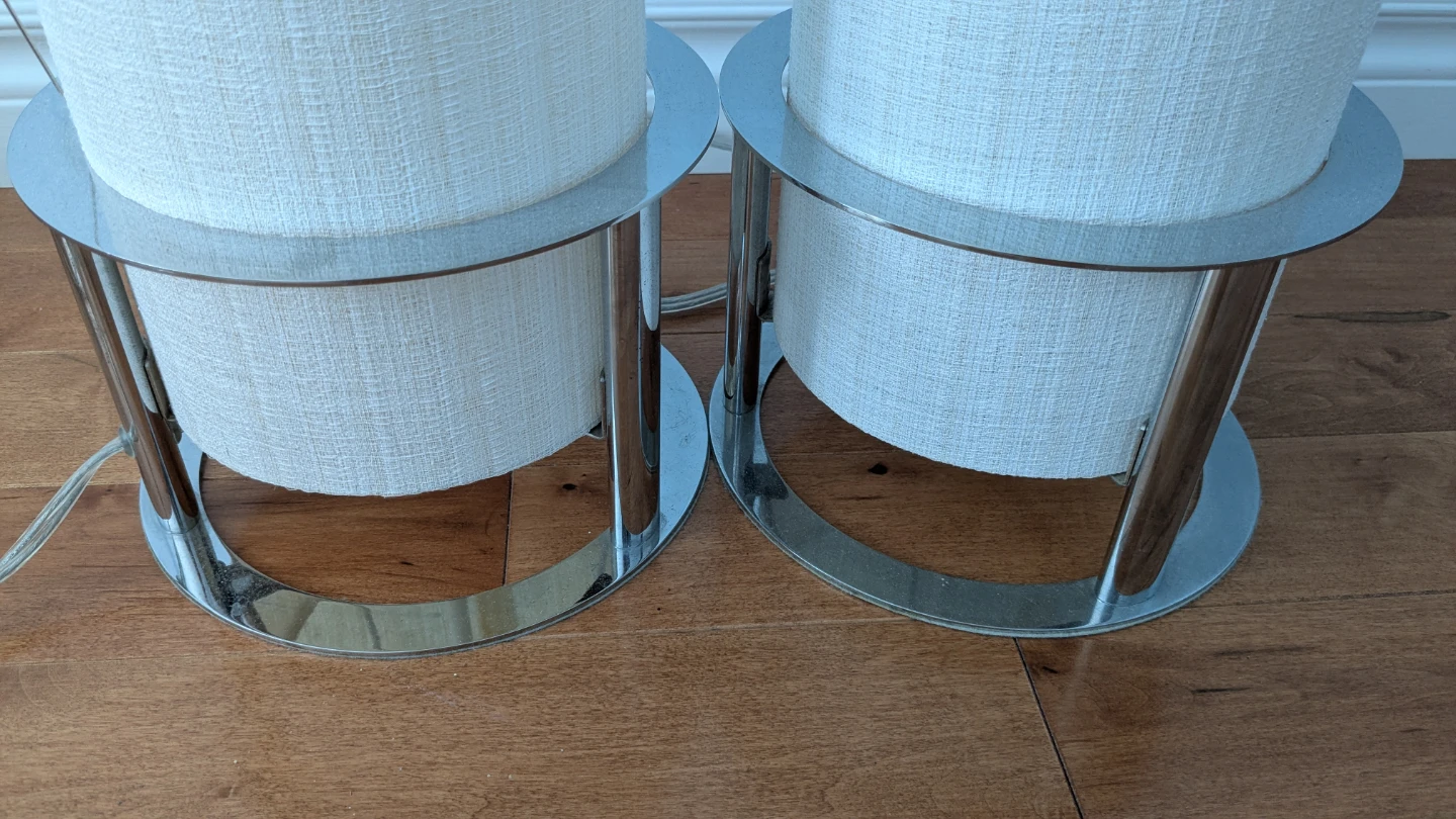 Pair of White Cylinder Table Lamps - photo 3