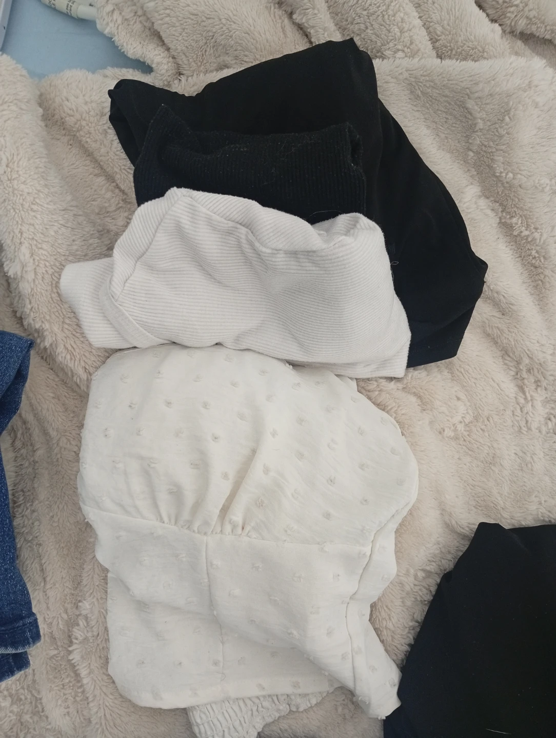 Assorted Women's Clothing Bundle - photo 3