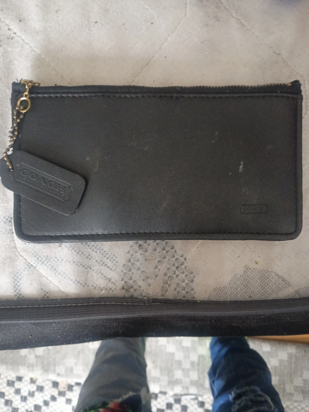 ⚽Black Leather Coach Wristlet