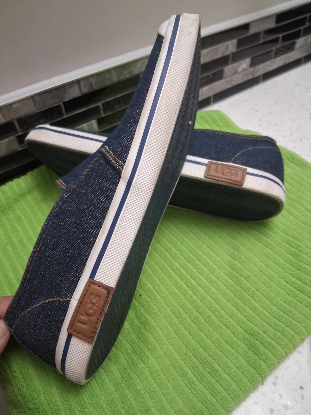 UGG Denim Slip-On Shoes. Size US 5/ UK 4/ EU 35/ - photo 4