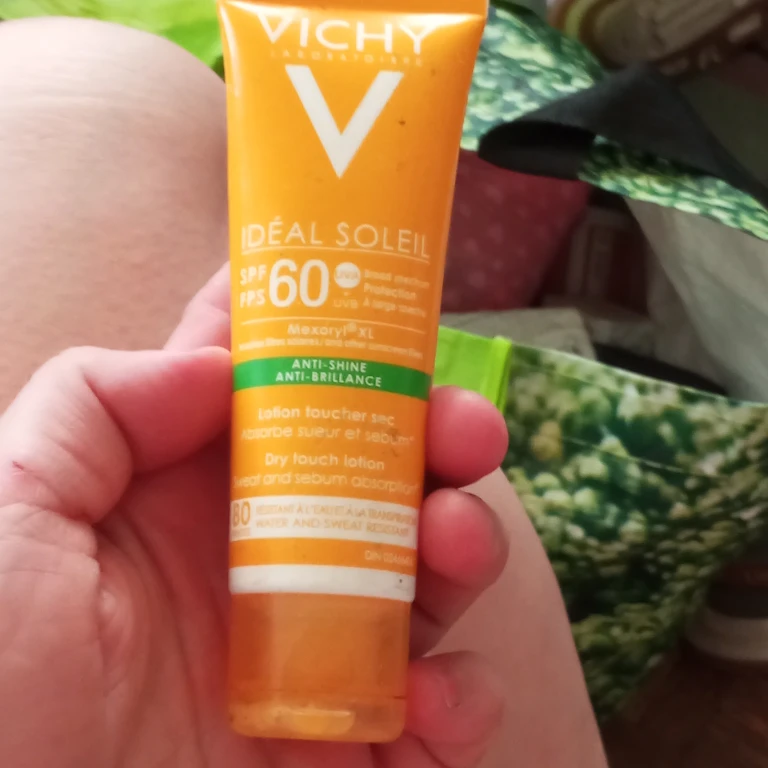 Vichy Idéal Soleil SPF 60 Dry Touch Lotion