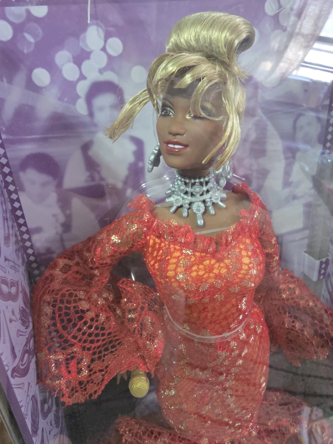 Barbie Inspiring Women Celia Cruz Doll - photo 2
