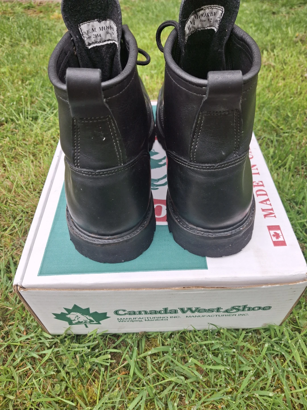 Hiking boots - photo 3