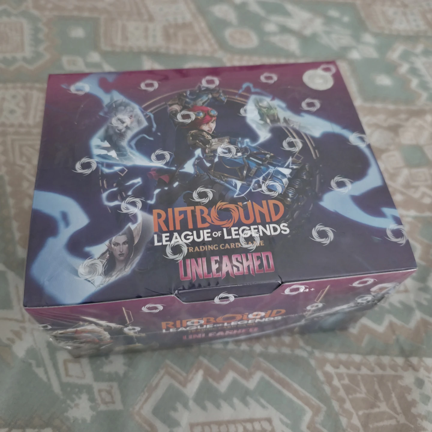 League of Legends Riftbound Unleashed TCG Booster Box
