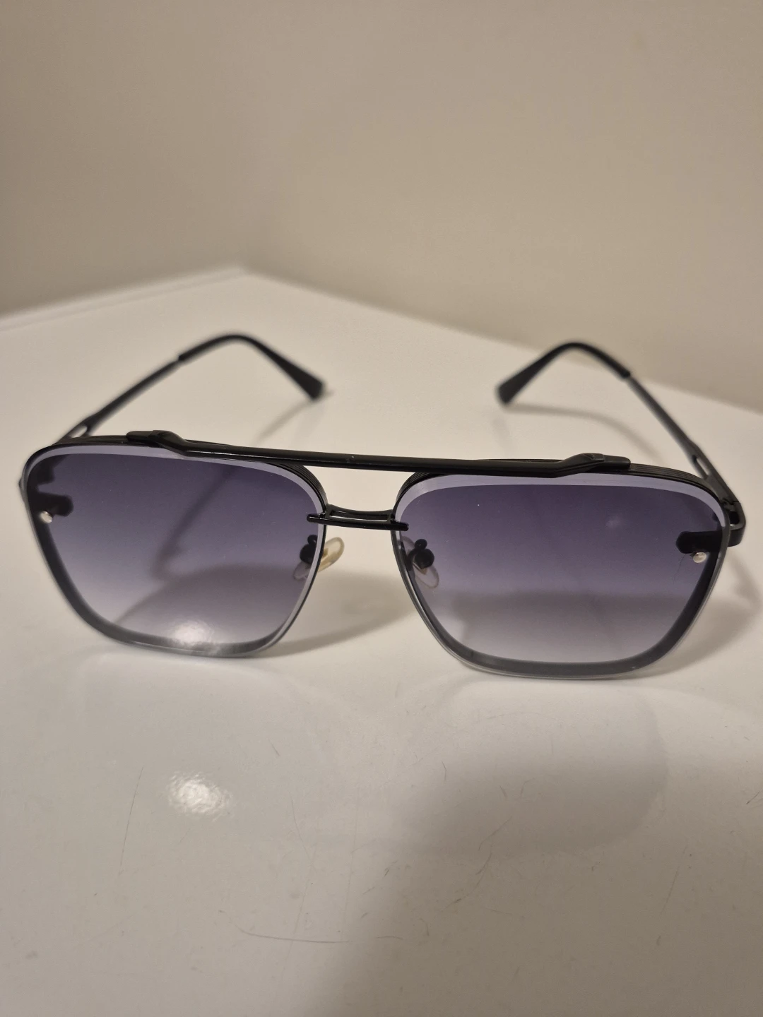 Thick Framed Purple Hue Aviator Sunglasses! 😎⚽️ - photo 2