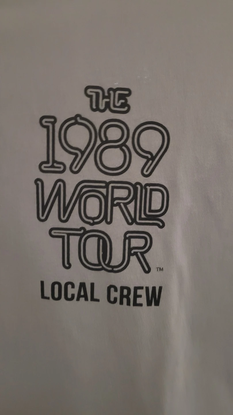 Taylor Swift 1989 World Tour Local Crew T-Shirt XL - photo 2