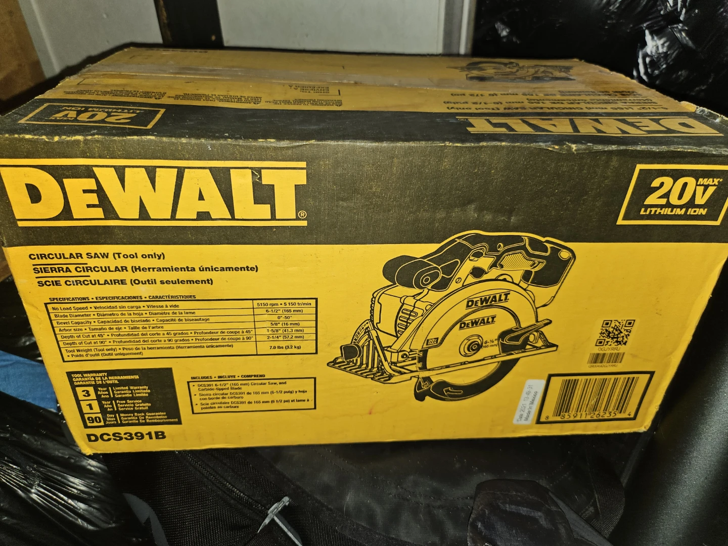 DEWALT 20V MAX Lithium Ion Circular Saw (Tool Only)