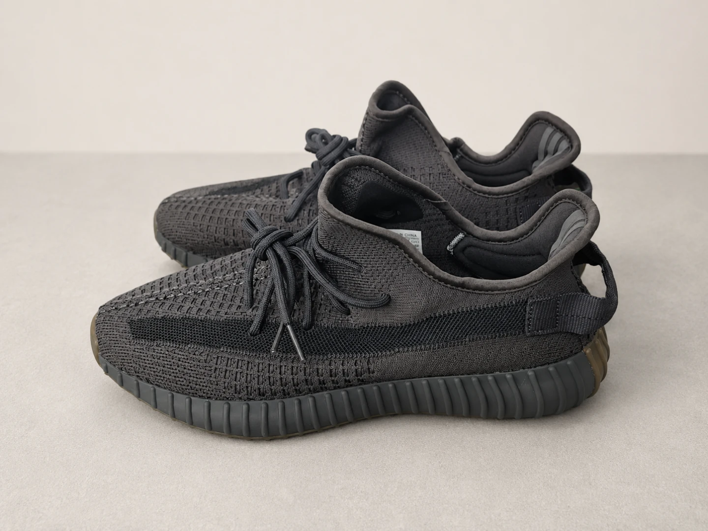 Adidas Yeezy Boost 350 V2 Dark Grey Sneakers - photo 2
