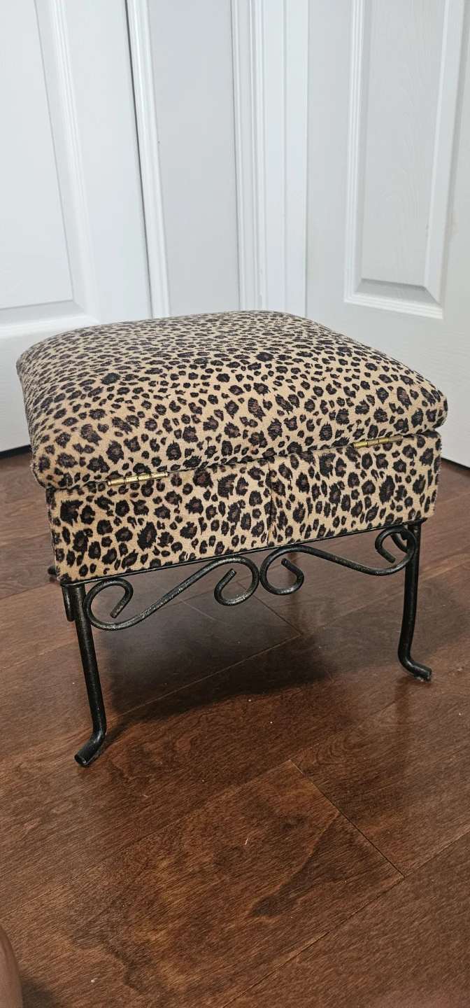 Leopard Print Small Storage Ottoman - photo 3