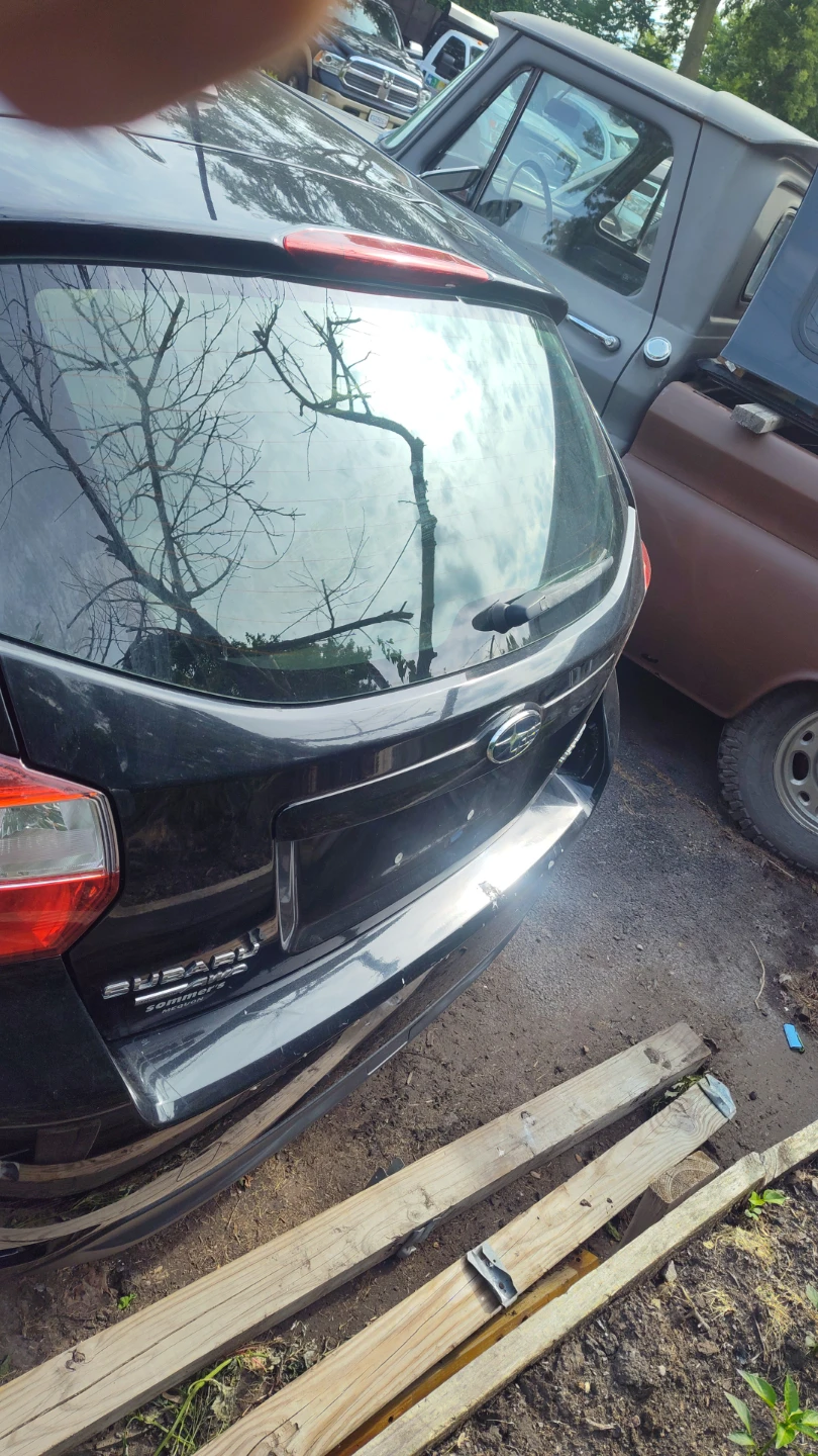 Black Subaru Impreza - photo 2