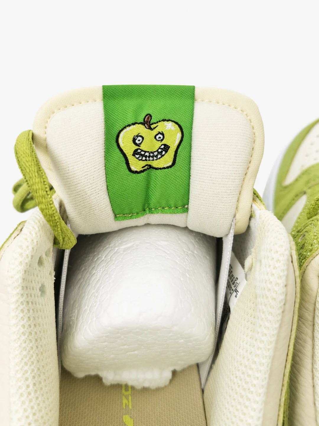 Nike SB Dunk Low Pro 'Green Apple' Shoes - photo 4