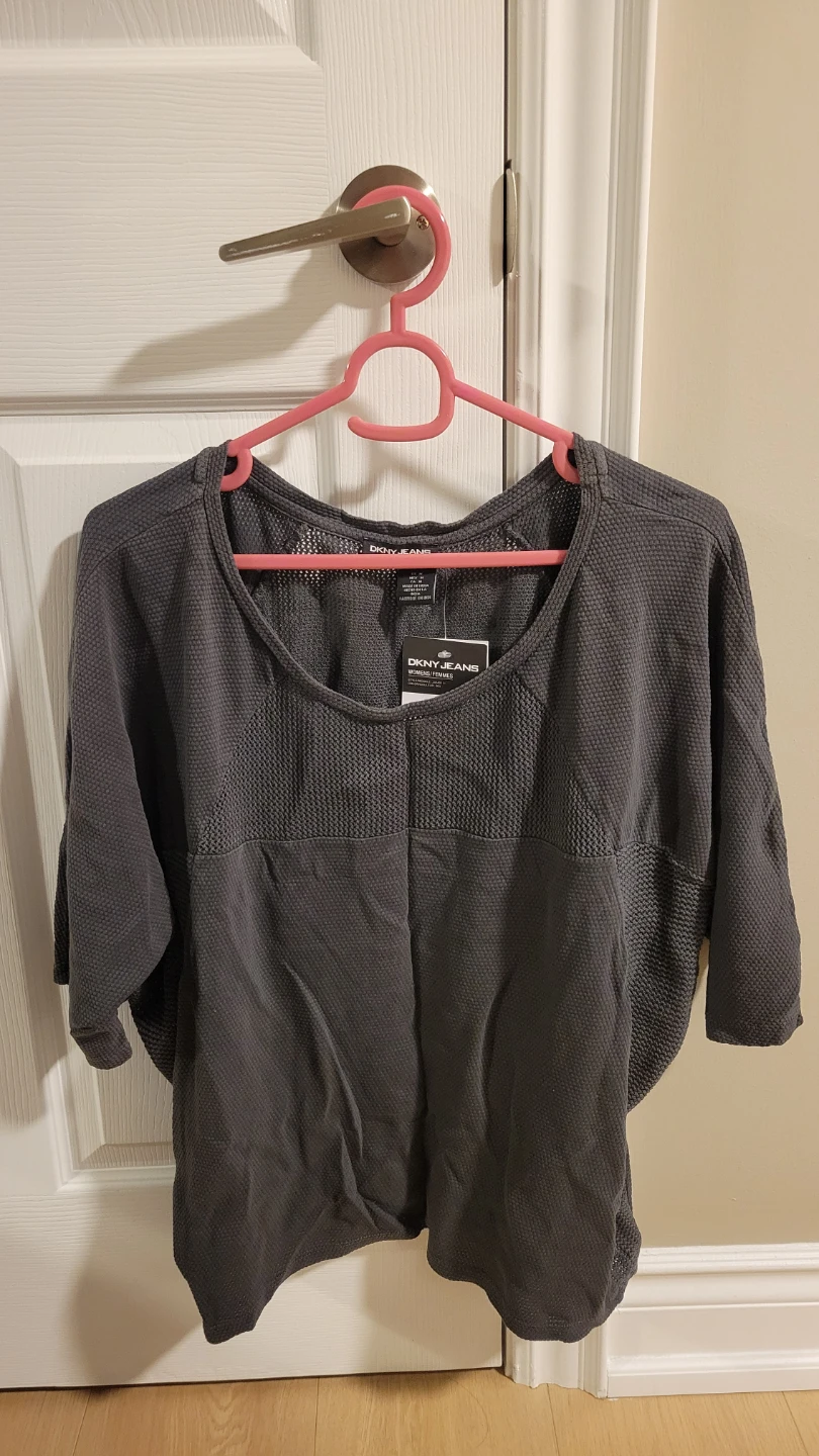 DKNY Jeans Women's Grey Knit Top Size M