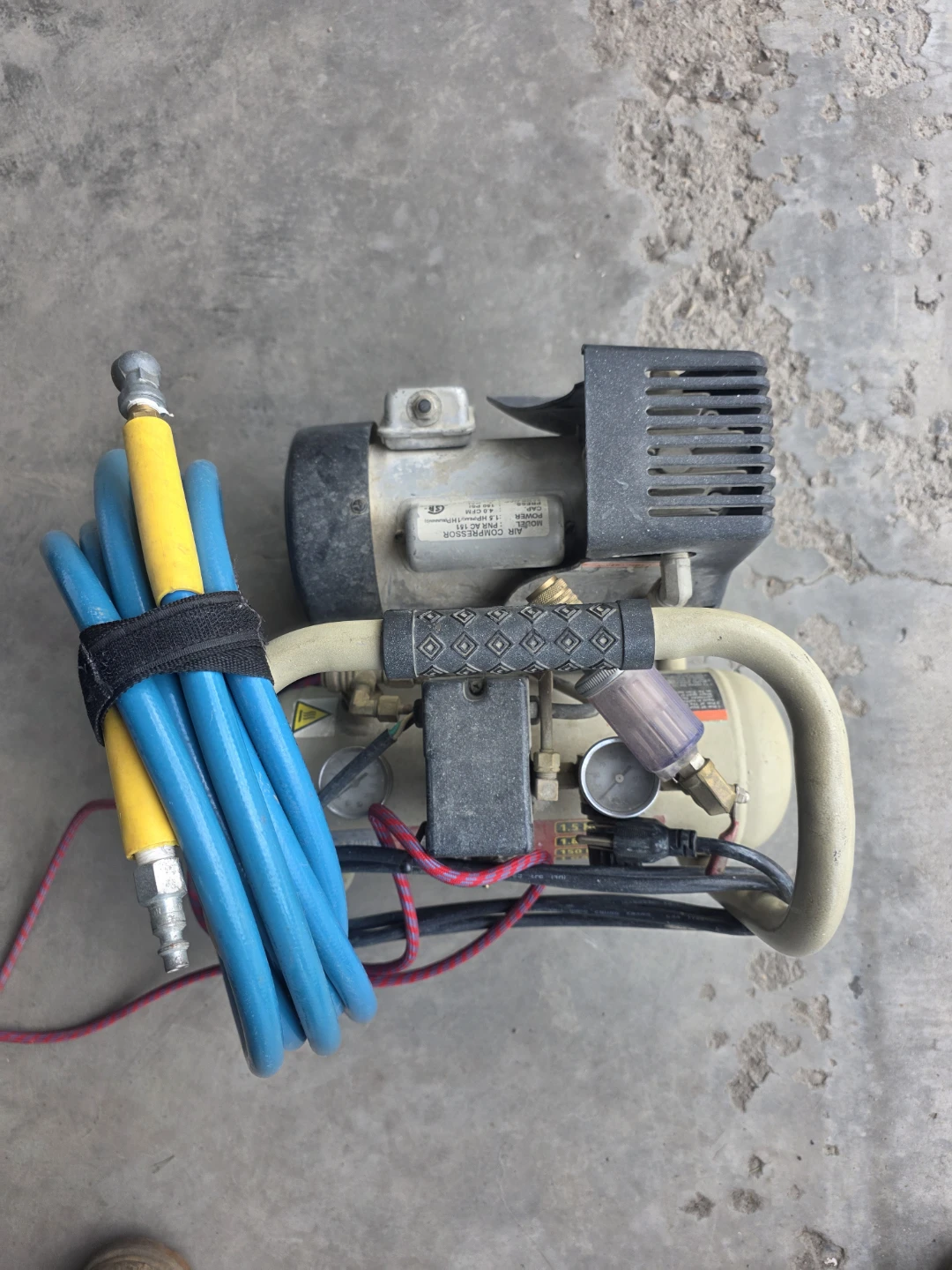 Pioneer Air Compressor with Hose - photo 2