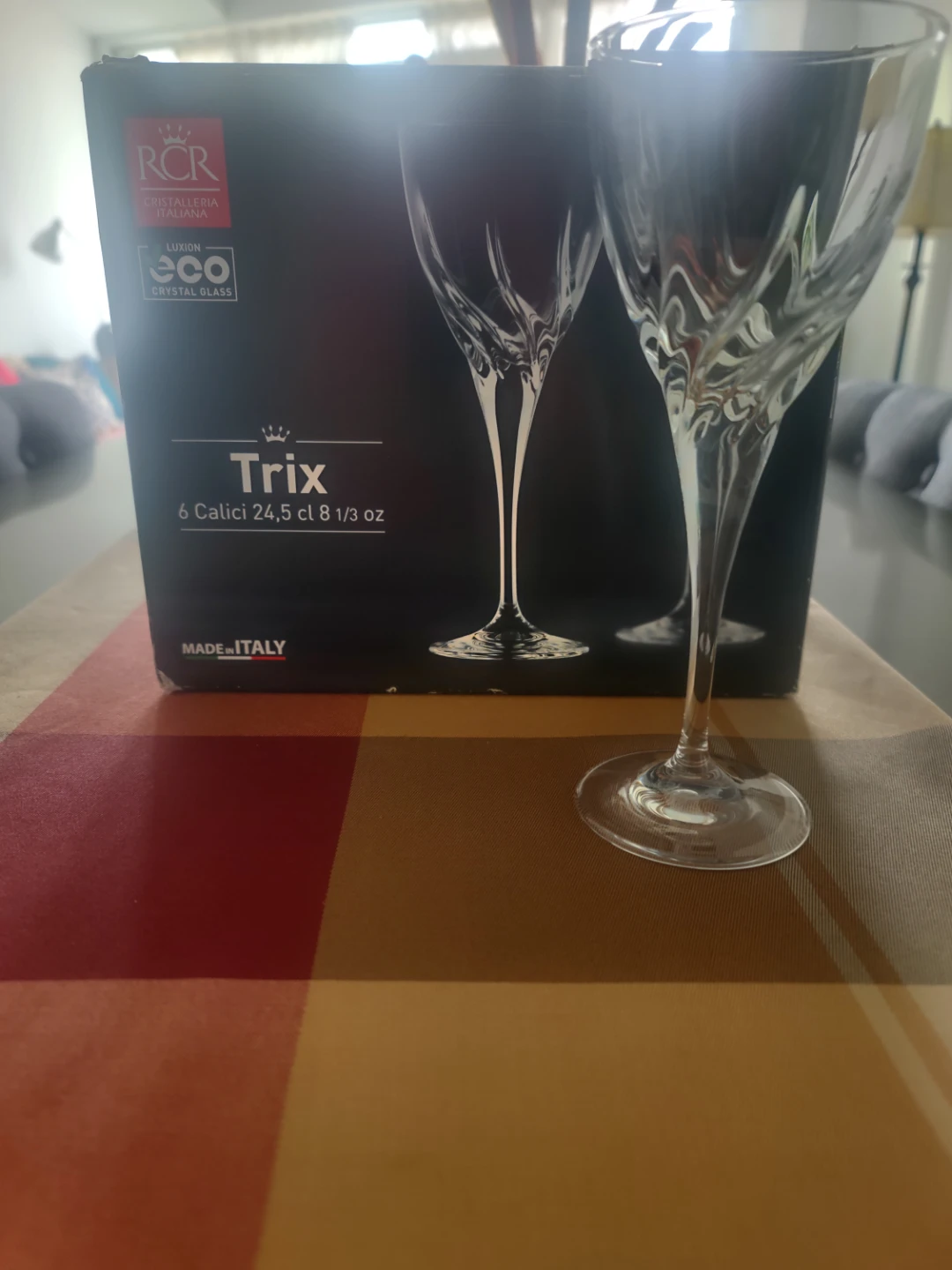 RCR Trix Crystal Wine Glasses (Set of 6)