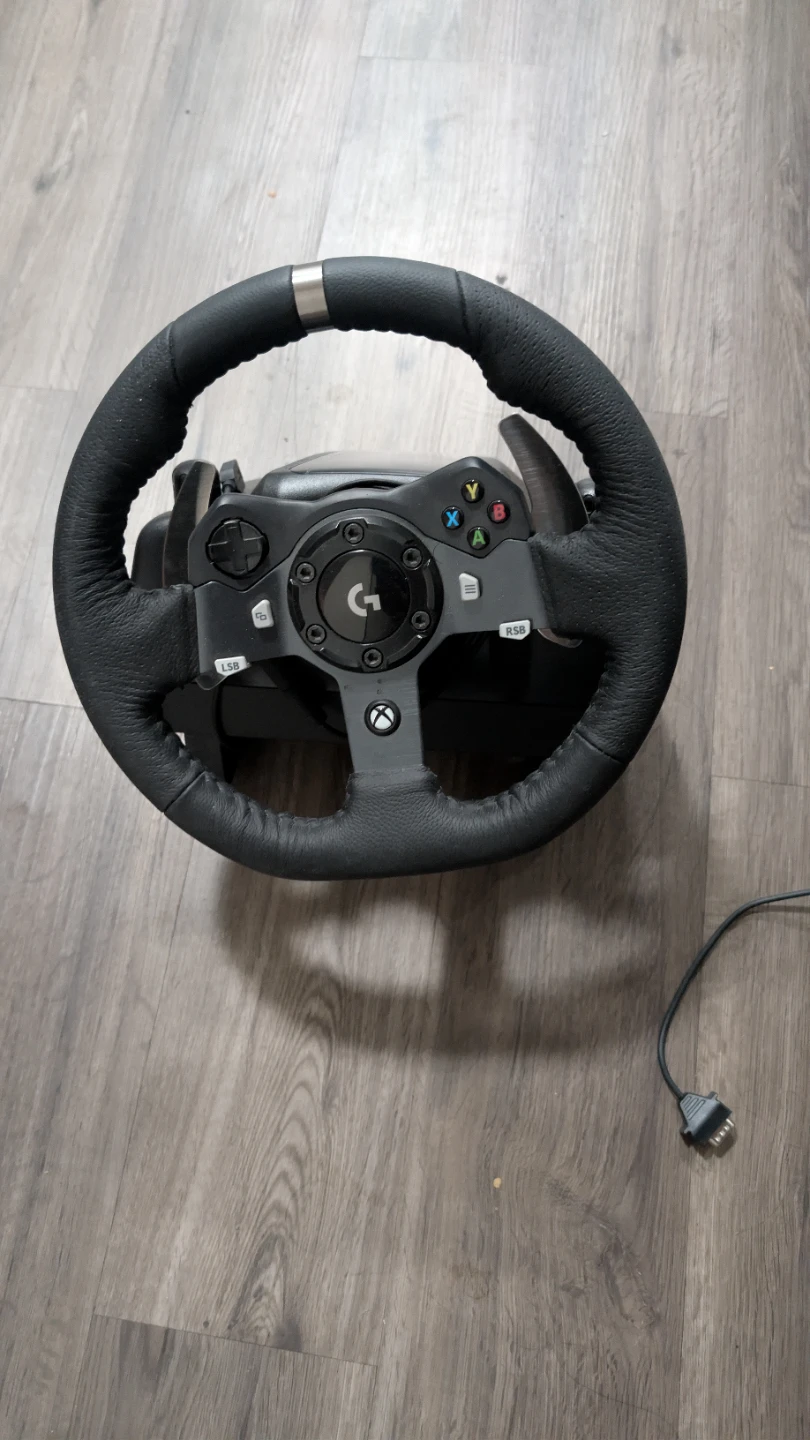 Logitech G920 Racing Wheel & NLR Wheel Stand 2.0