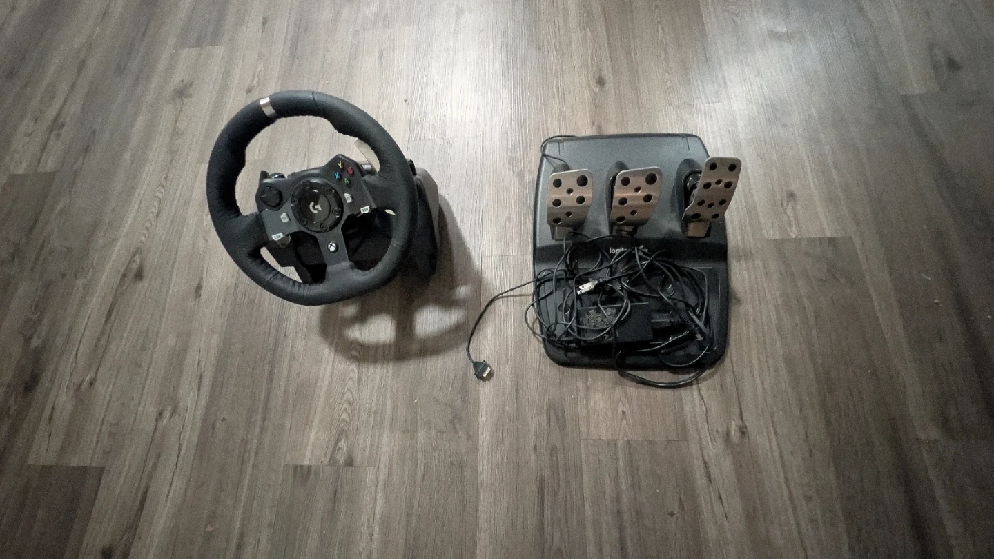 Logitech G920 Racing Wheel & NLR Wheel Stand 2.0 - photo 3