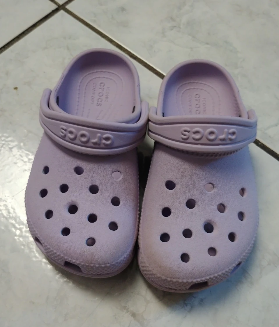Kids' Crocs (size C10) - photo 2