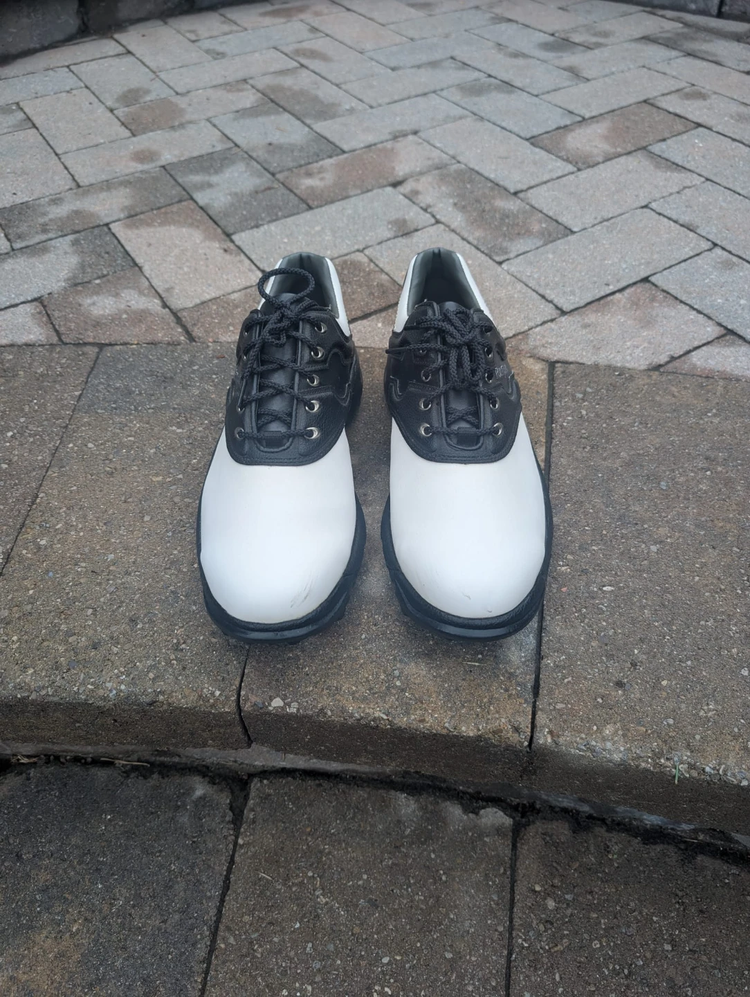 Men's FootJoy Golf Shoes - Size 9.5 M - photo 2