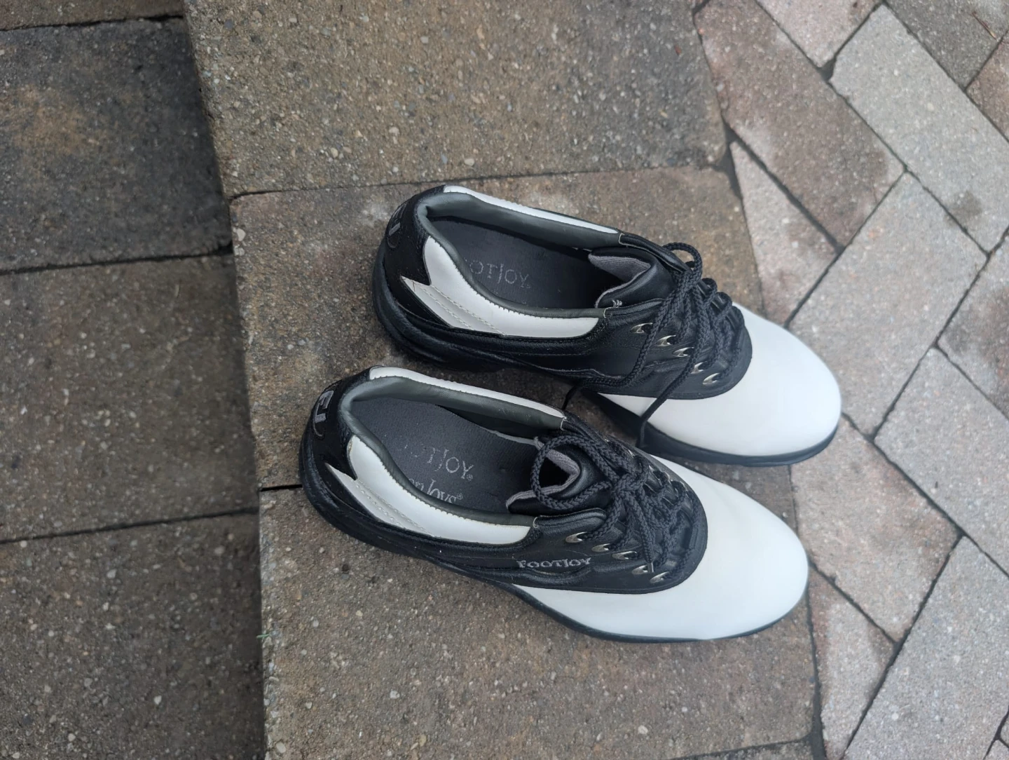 Men's FootJoy Golf Shoes - Size 9.5 M - photo 4
