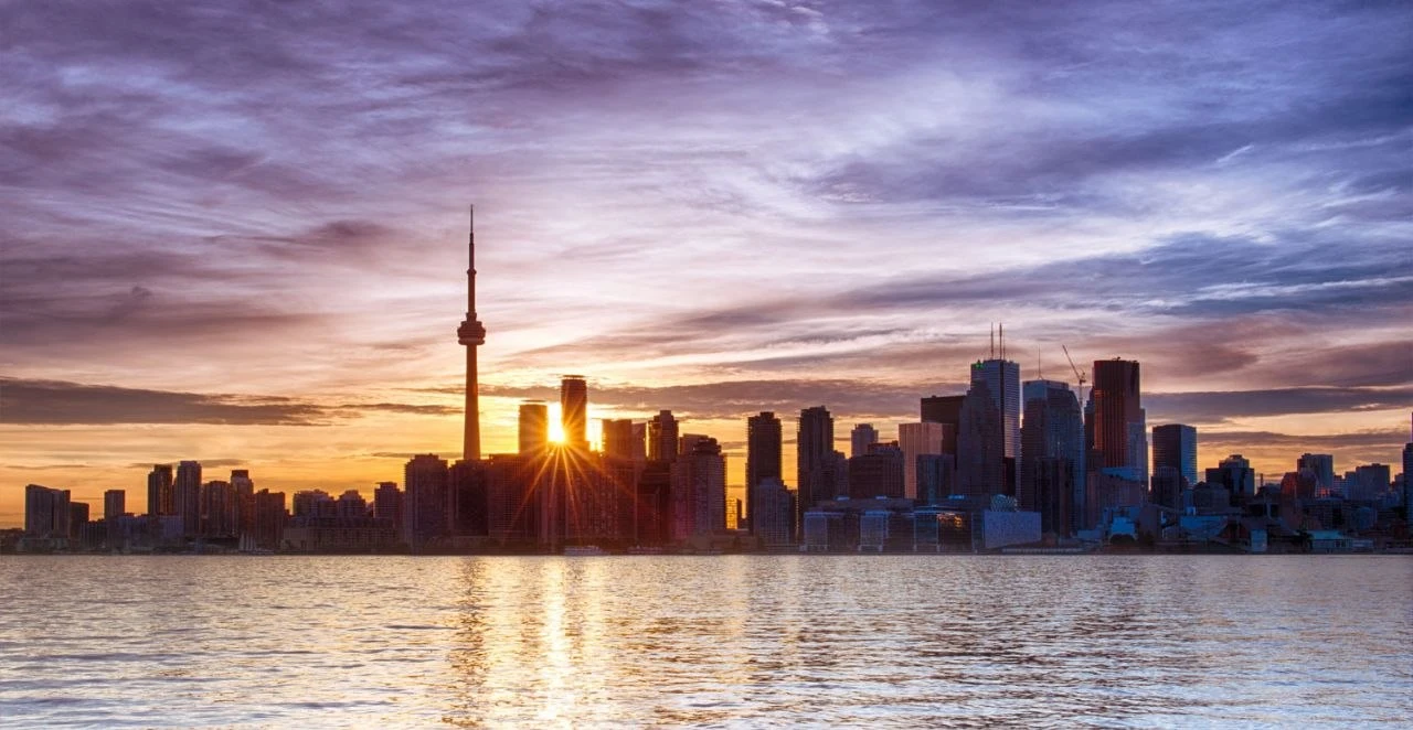 Looking for a room in Toronto July 1st