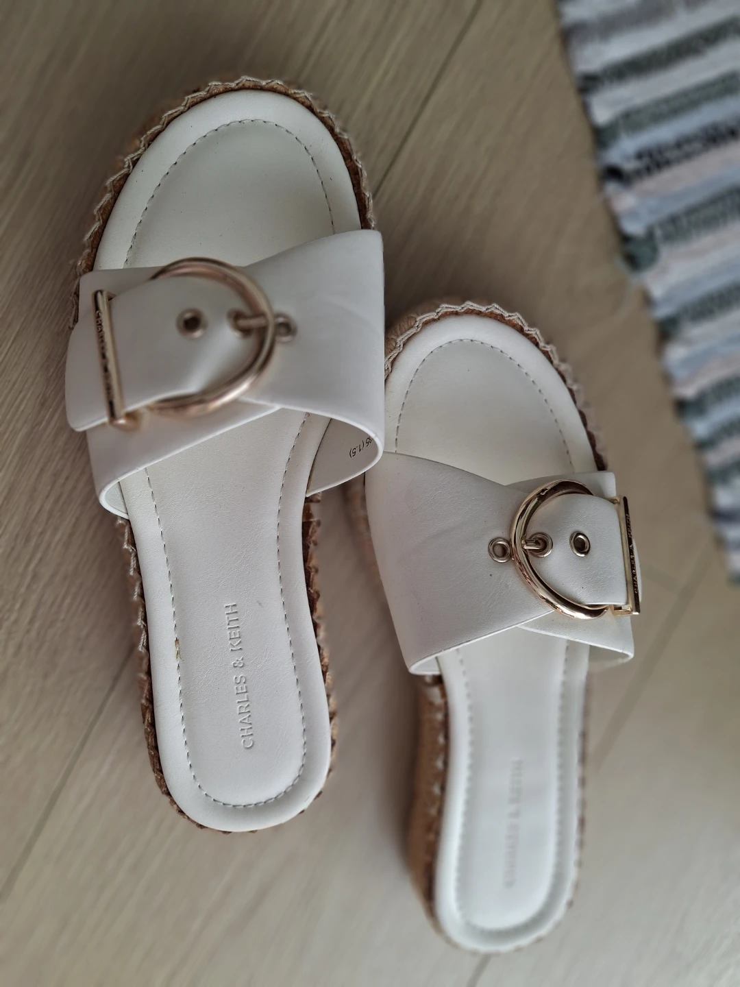 Charles & Keith White Sandals Size 37 ( 7) - photo 2