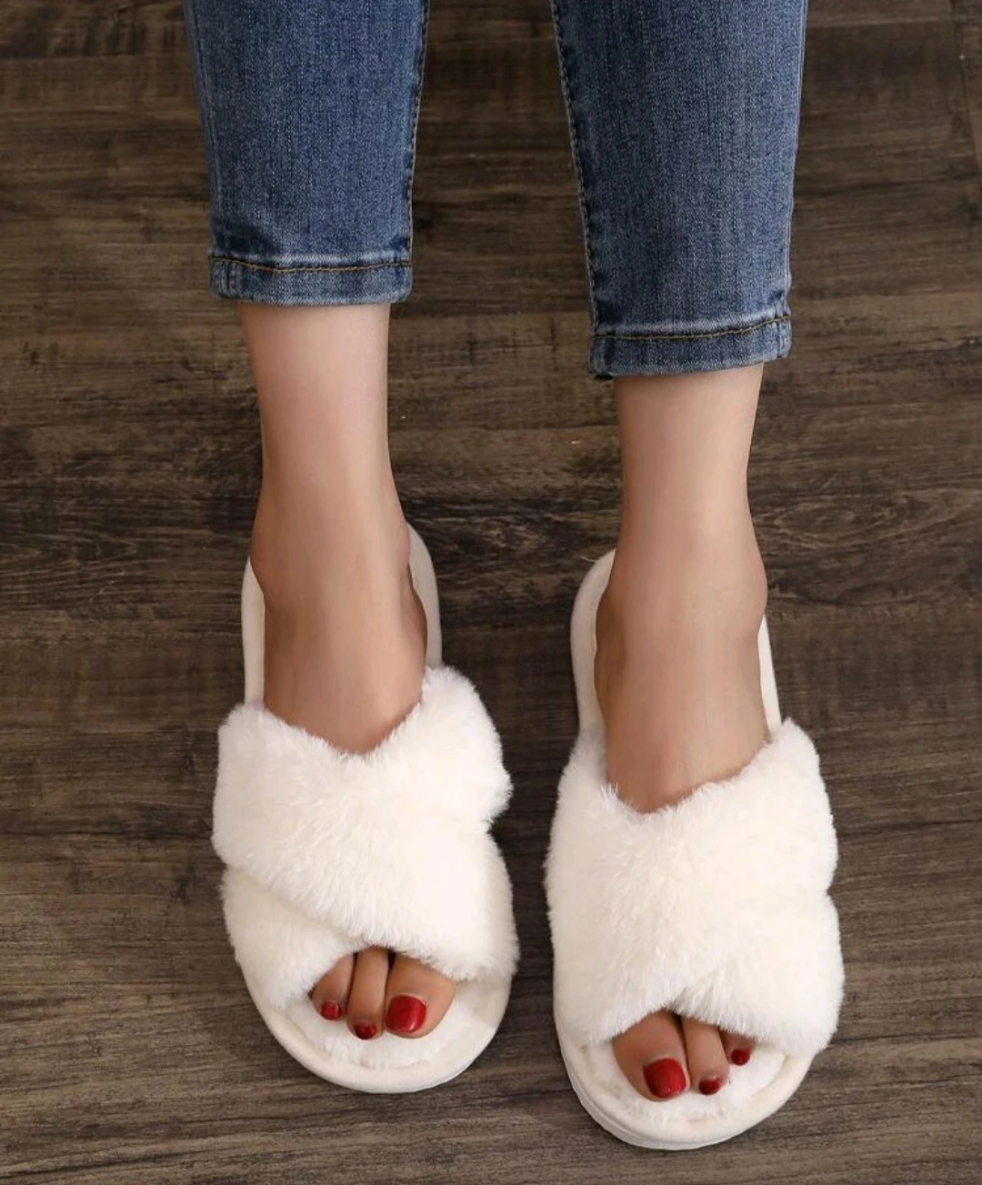 Fluffy Women's Indoor Slippers - photo 3